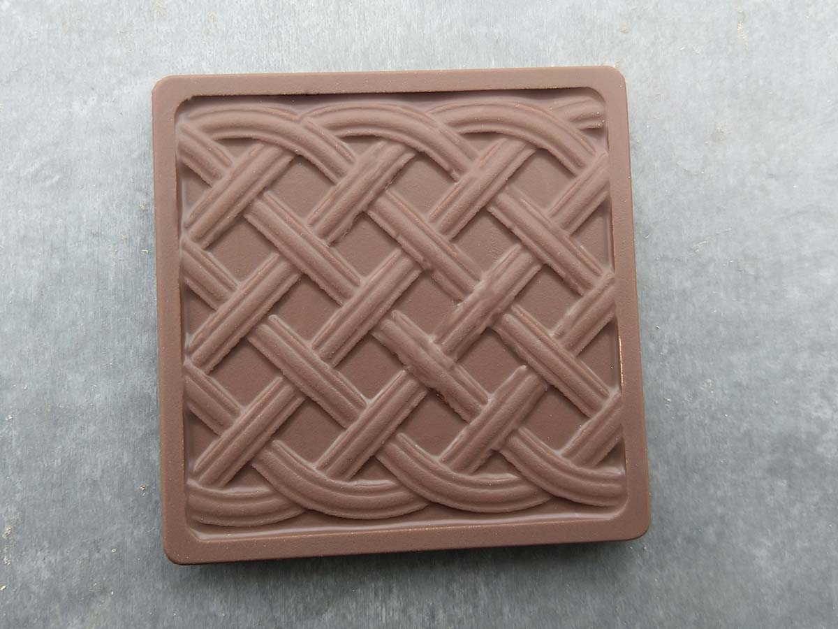 Mini chocolate tablet braided pattern