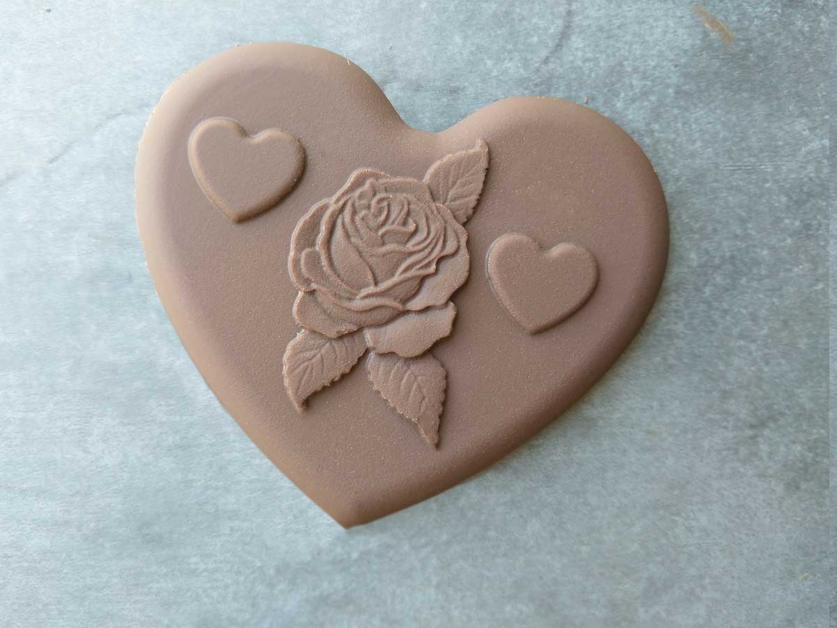 Chocolate Heart Rose